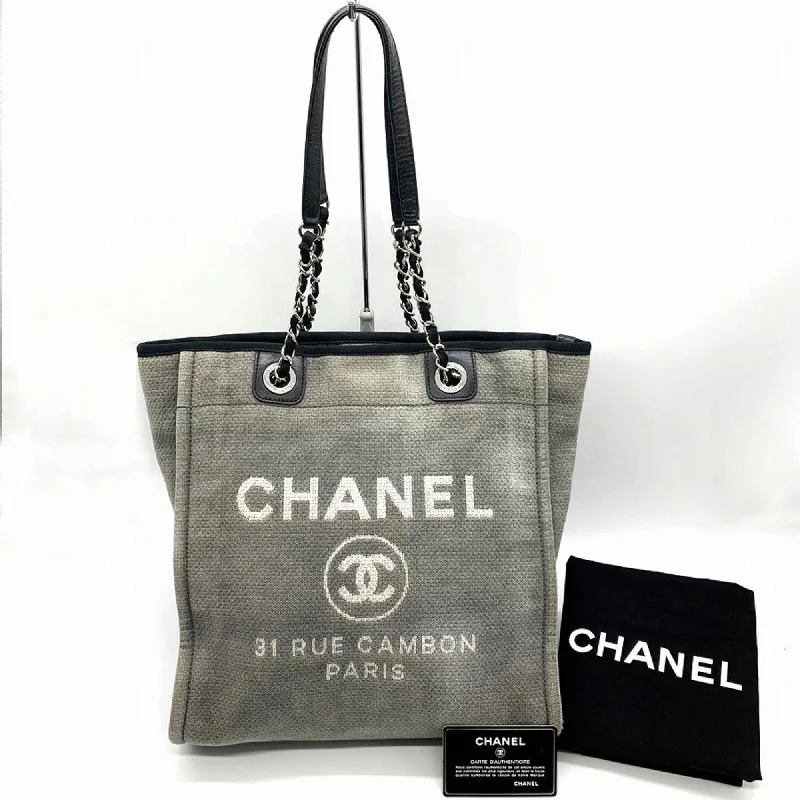 Chanel  Canvas Shoulder Bag Tote Bag (Pre-Owned)