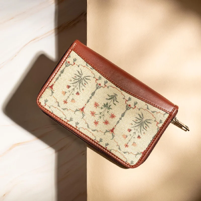 Taj Nakashi Chain Wallet