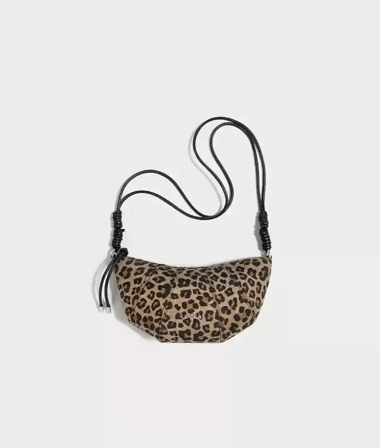 CROISSANT leopard print shoulder bag | New Arrival