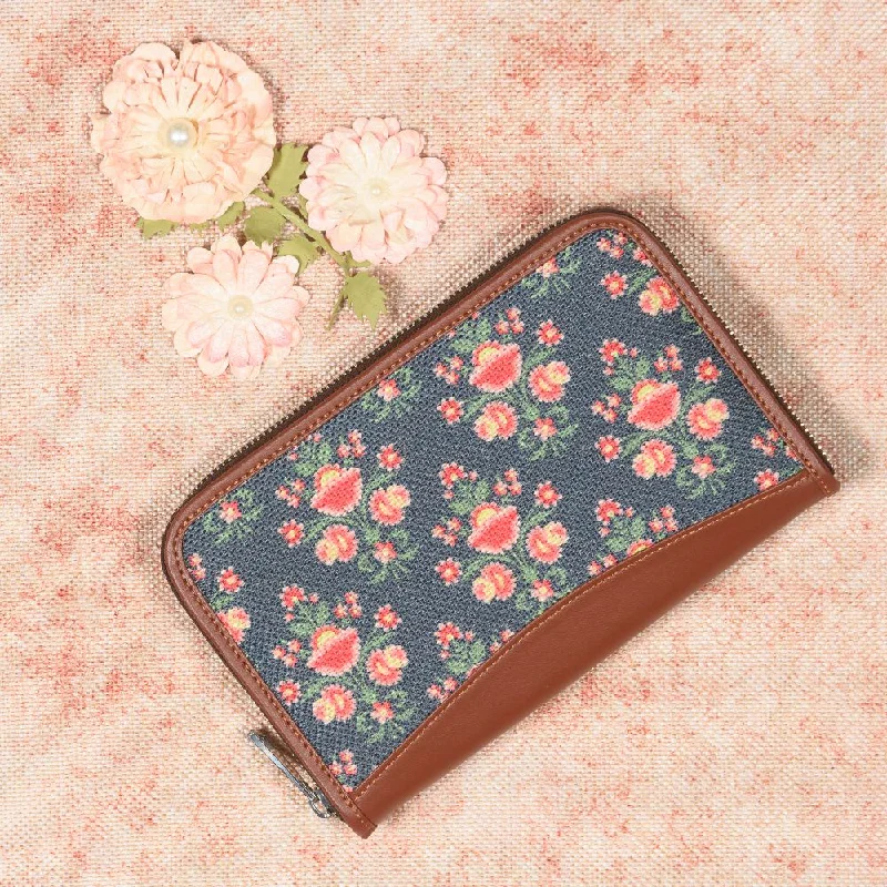 Mughal Garden Print Metal Chain Wallet